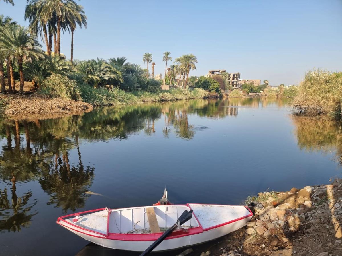 Luxor Old Nile Hotel Esterno foto
